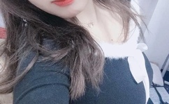 小受坐公交车被侵占